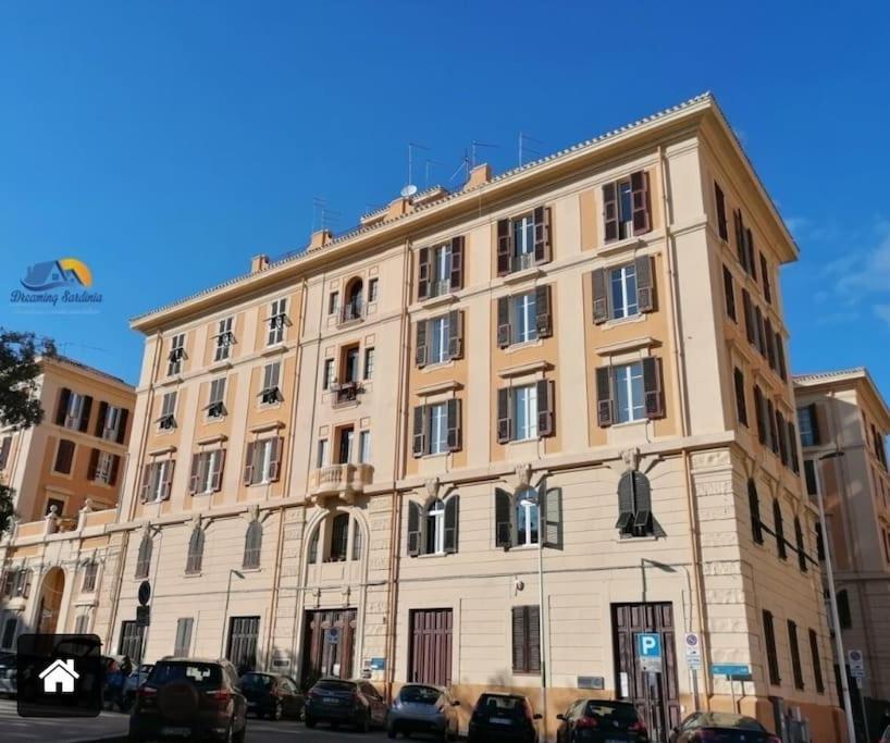 Stupenda Suite A Cagliari Piazza Galilei エクステリア 写真